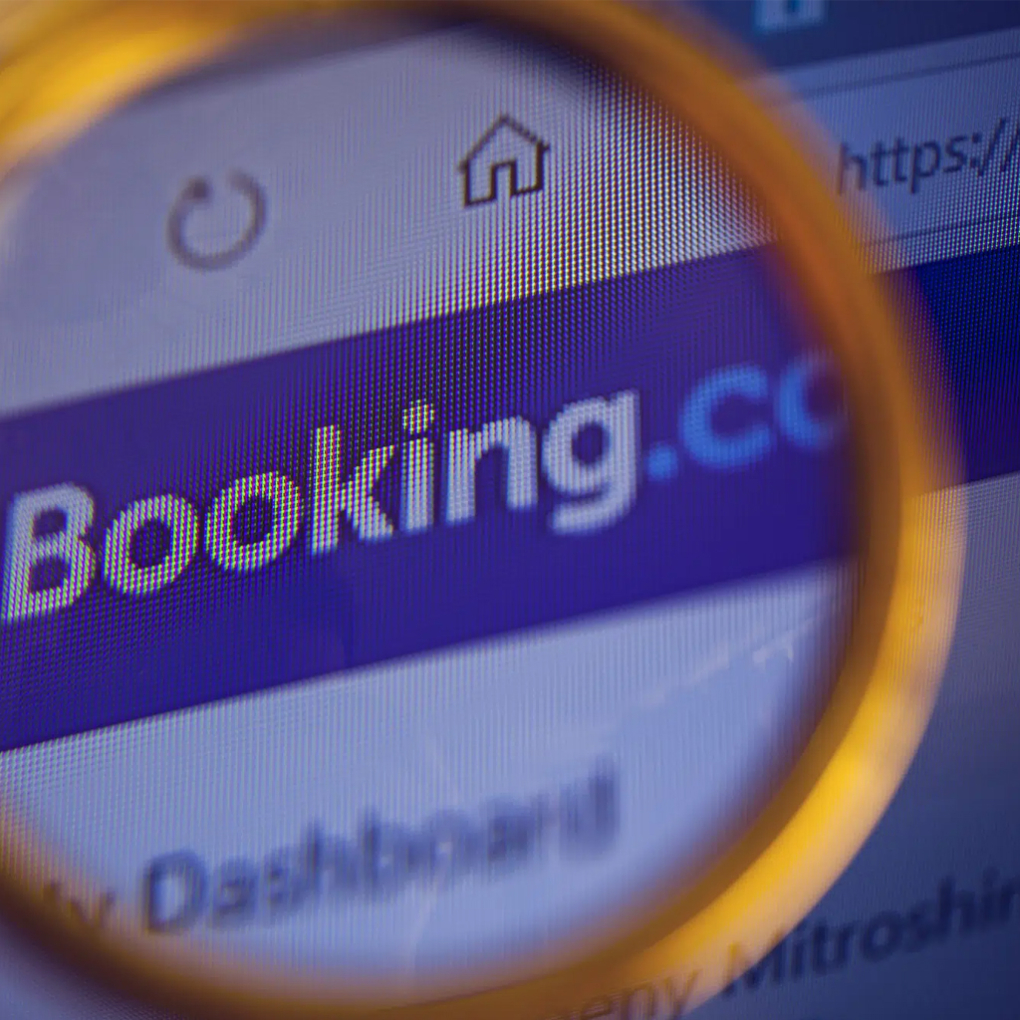 Hoe herken je phishing-pogingen bij het boeken van hotels?